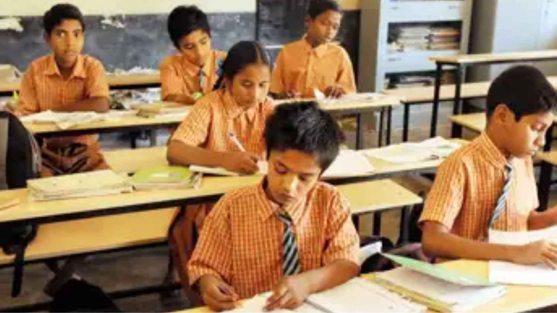 तेलंगाना CM ने शिक्षा को प्राथमिकता बताया !