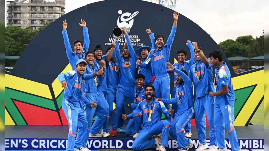 भारत ने U-19 वर्ल्ड कप में इंग्लैंड को 100 रन से रौंदा !