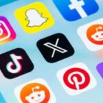 रूस ने WhatsApp, Instagram, YouTube सहित कई प्लेटफॉर्म पर रोक लगाई !