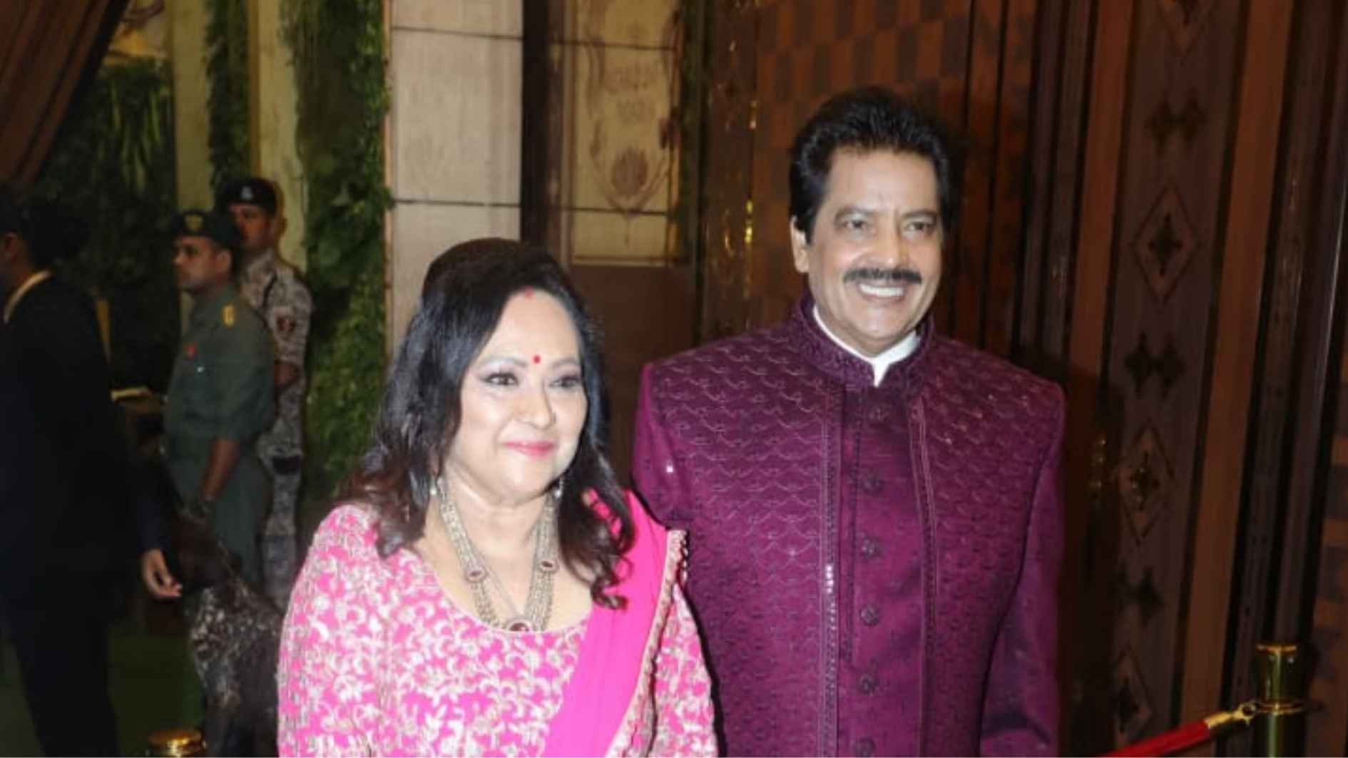 बॉलीवुड फिल्म रैप: उदित नारायण की पहली पत्नी विवाद में और Don 3 अपडेट !