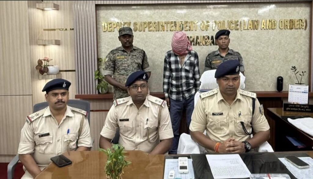 अवैध विदेशी हथियार के साथ शातिर अपराधी गिरफ्तार